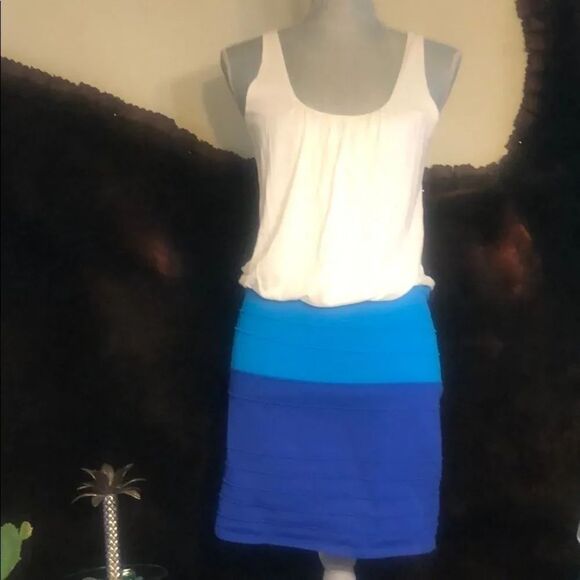 Arden B Dresses & Skirts - Arisen B dress XL (2811)